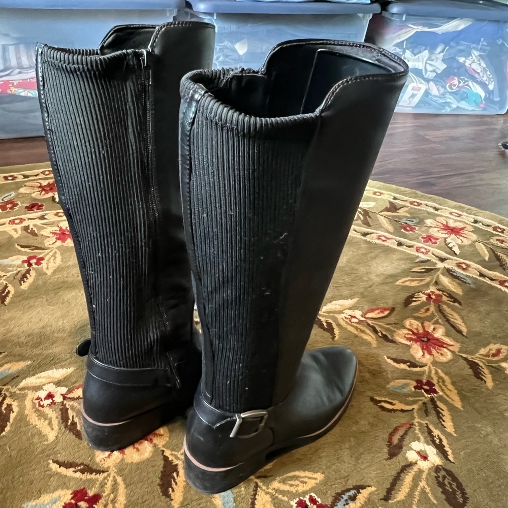 Black Leather Knee-High Boots - Picture 2 of 5